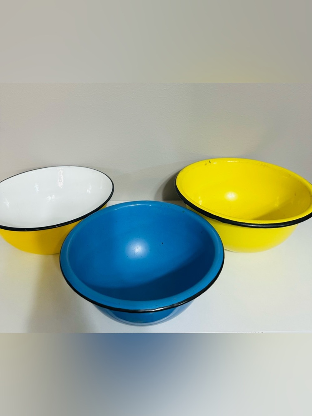 Set of Colorful Enamel Mixing Bowls - Blue, Yellow, White
